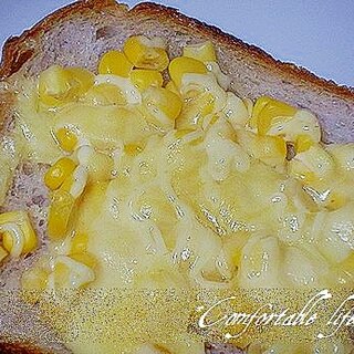 ☆”マヨコーンのチーズトースト